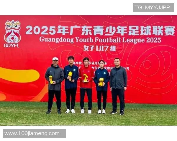 大连8中足球明星崭露头角助力校园足球发展与梦想追逐